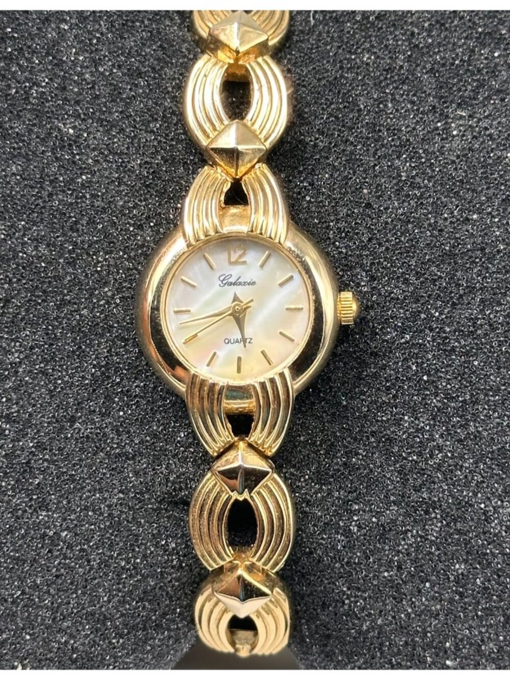 Vintage Galaxie Women Watch Gold Tone Mother of Pearl Dial New Battery 6.5"